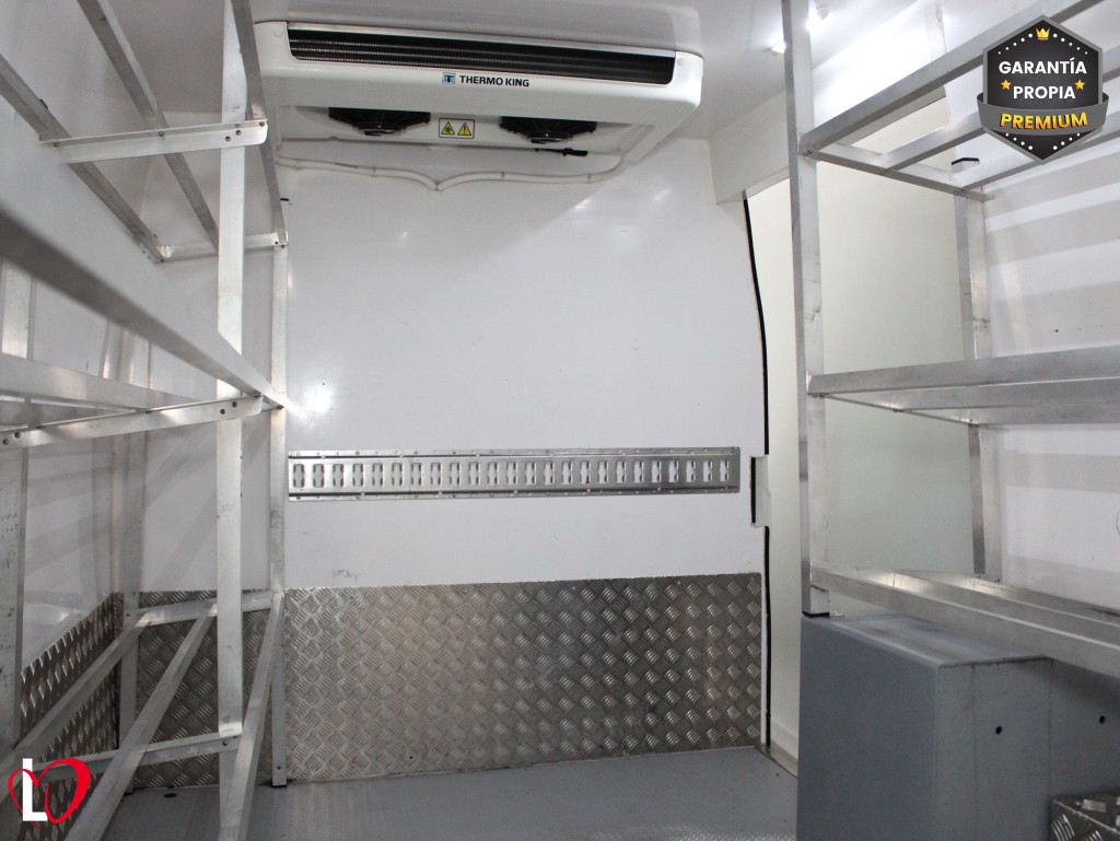 PEUGEOT BOXER BlueHDI 33 L2 H2 FURGÓN ISOTERMO + FRIO 110 (-20ª) de segunda mano