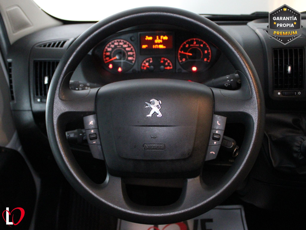 PEUGEOT BOXER BlueHDI 33 L3 H2 FURGÓN ISOTERMO 130 de segunda mano