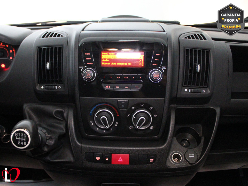 PEUGEOT BOXER BlueHDI 33 L3 H2 FURGÓN ISOTERMO 130 de segunda mano