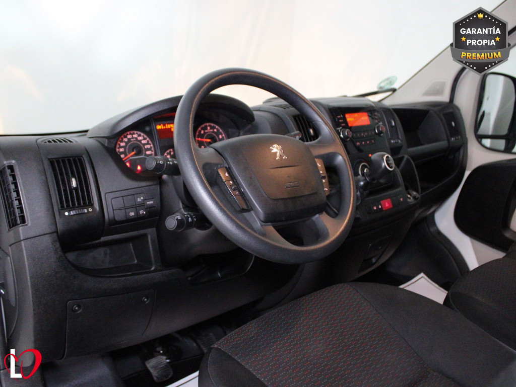PEUGEOT BOXER BlueHDI 33 L3 H2 FURGÓN ISOTERMO 130 de segunda mano