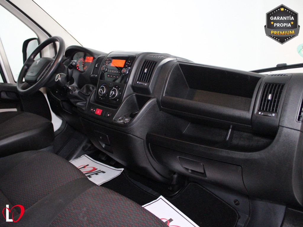 PEUGEOT BOXER BlueHDI 33 L3 H2 FURGÓN ISOTERMO 130 de segunda mano