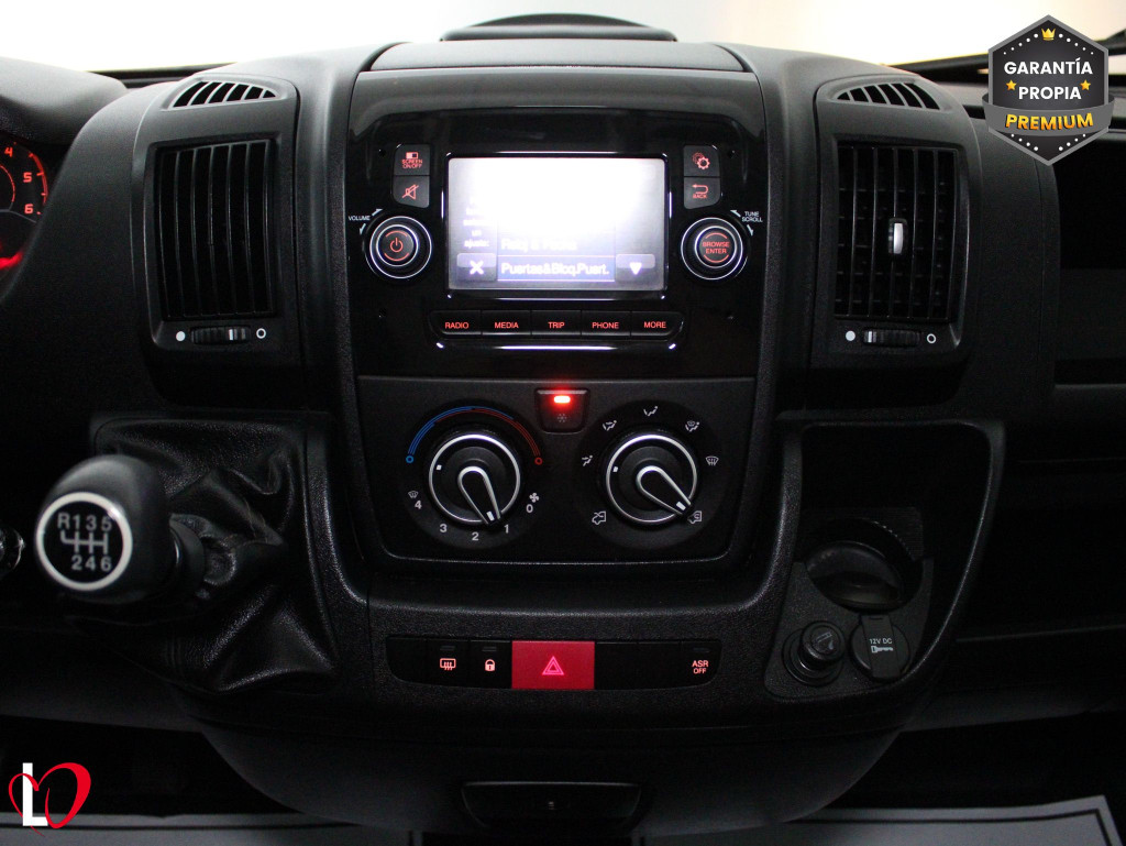PEUGEOT BOXER BlueHDI 35 L2 H2 ISOTERMO + EQUIPO DE FRIO 140 de segunda mano
