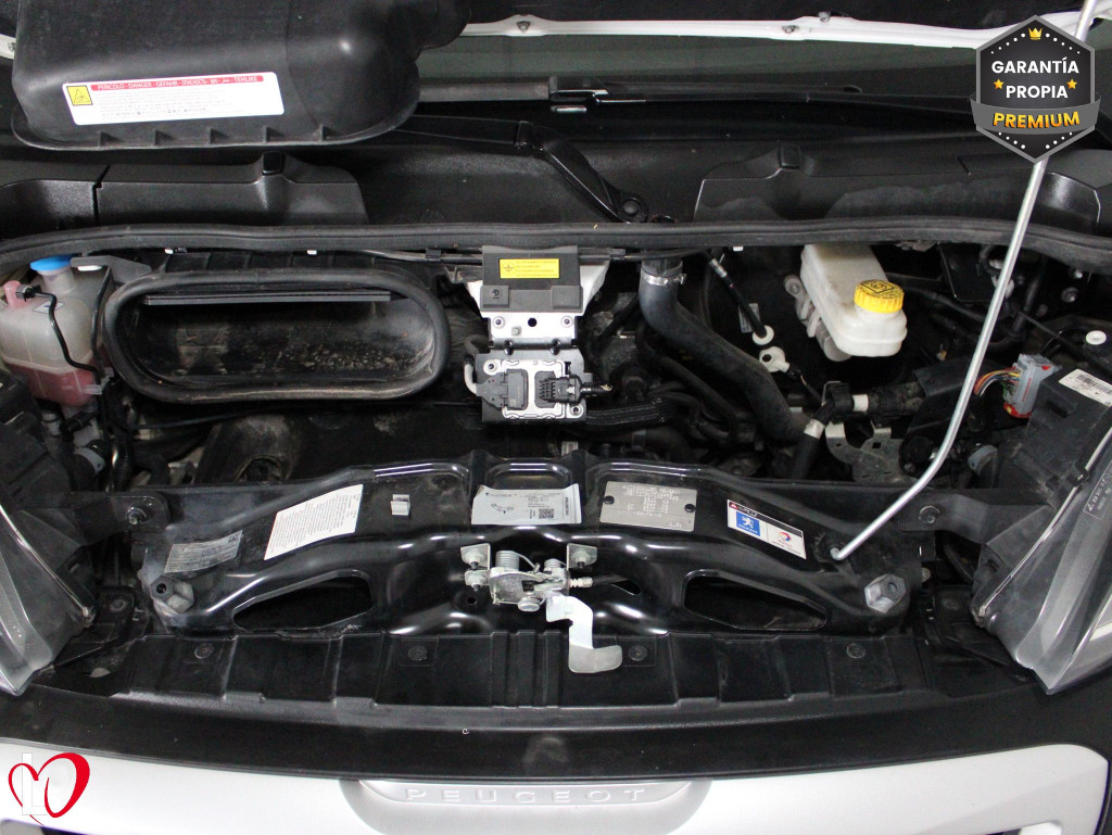 PEUGEOT BOXER BlueHDI 35 L2 H2 ISOTERMO + EQUIPO DE FRIO 140 de segunda mano