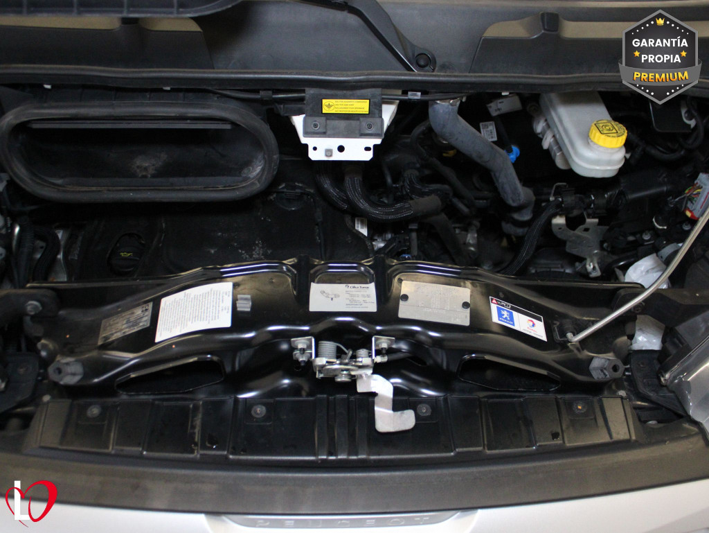 PEUGEOT BOXER BLUEHDI 81KW L2H2 333 ISOTERMO + EQUIPO FRIO 110 ( 0 GRADOS) de segunda mano