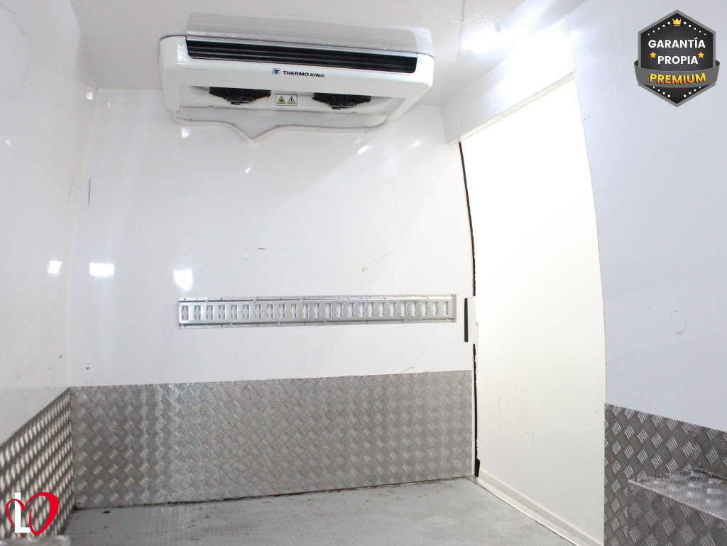 PEUGEOT BOXER BLUEHDI 81KW L2H2 333 ISOTERMO + EQUIPO FRIO 110 ( 0 GRADOS) de segunda mano