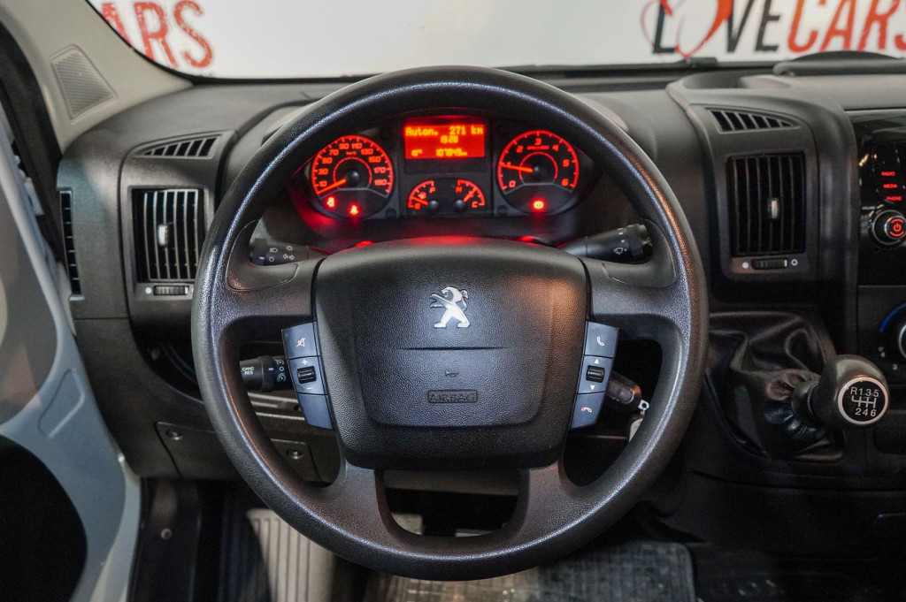 PEUGEOT BOXER BlueHDI CAJA ABIERTA 335 L3 130 de segunda mano