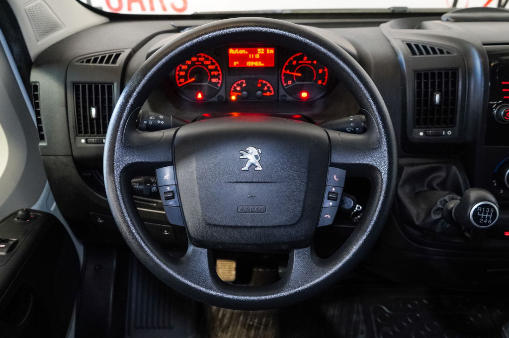PEUGEOT BOXER BlueHDI FURGÓN 435 L3 H3 130 de segunda mano