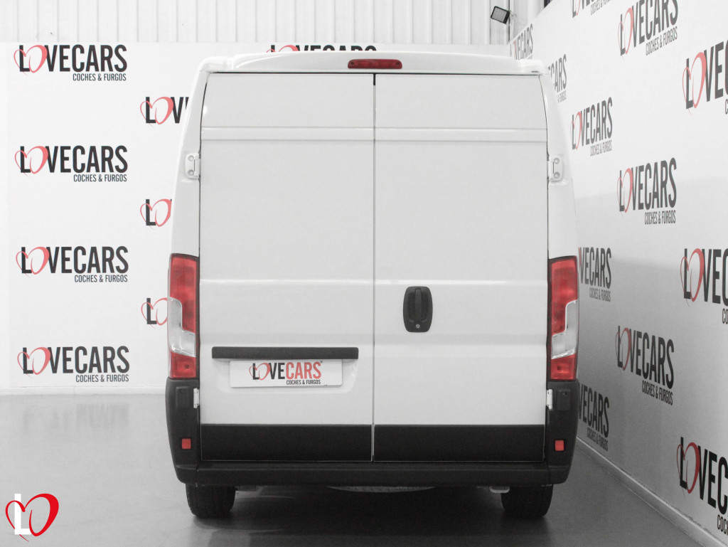 PEUGEOT BOXER BlueHDI FURGÓN CERRADO 35 L2 H2 130 de segunda mano