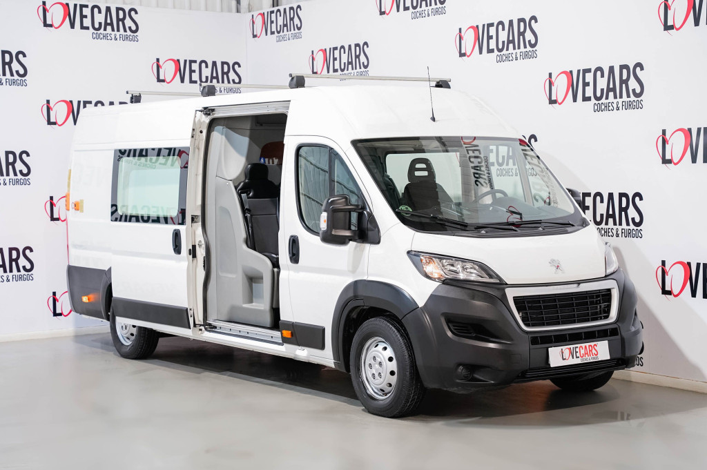PEUGEOT BOXER BlueHDI FURGÓN COMBI 7 PLAZAS (PLATAFORMA ELEVADORA) L4 H2 160 de segunda mano