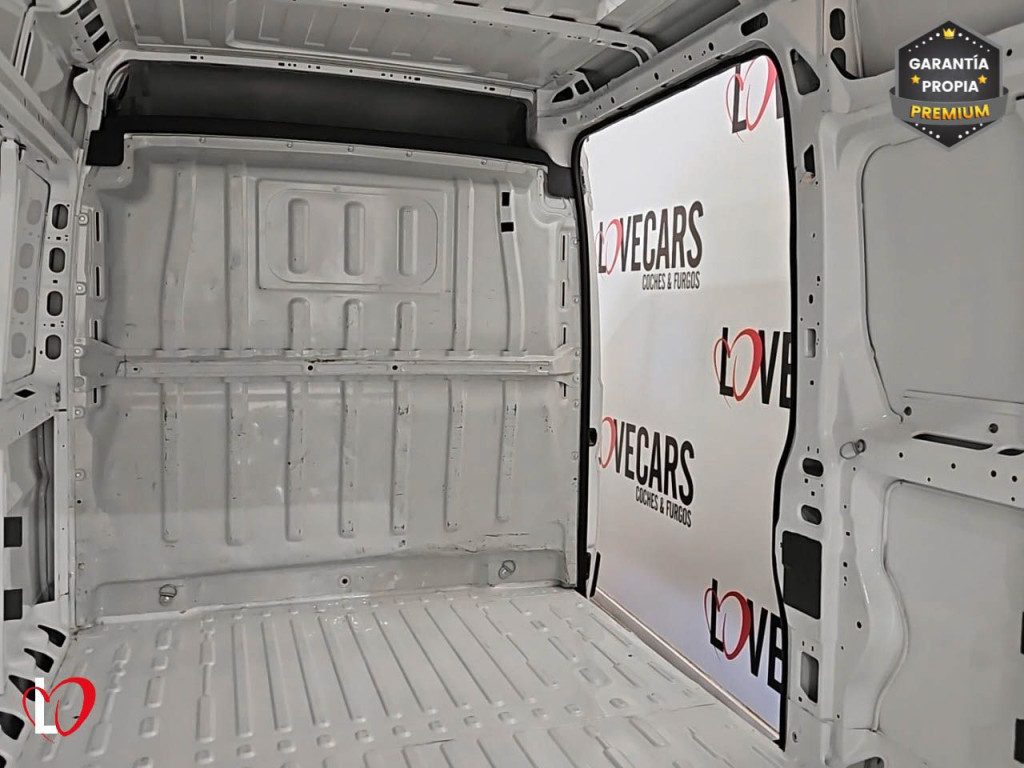 PEUGEOT BOXER BlueHDI FURGÓN PREMIUN 335 L3 H2 140 de segunda mano