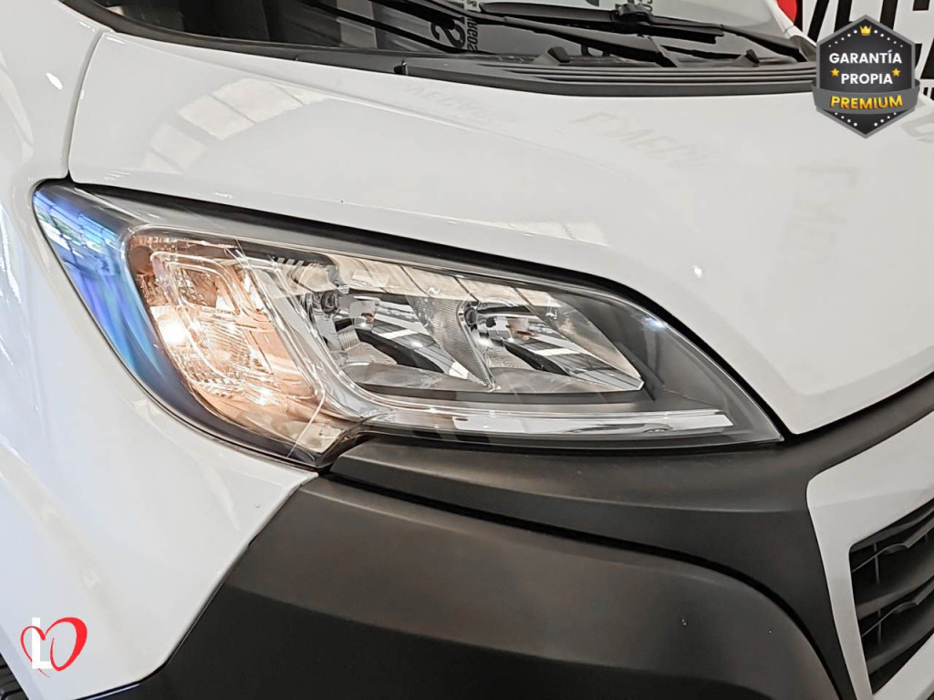PEUGEOT BOXER BlueHDI FURGÓN PREMIUN 335 L3 H2 140 de segunda mano