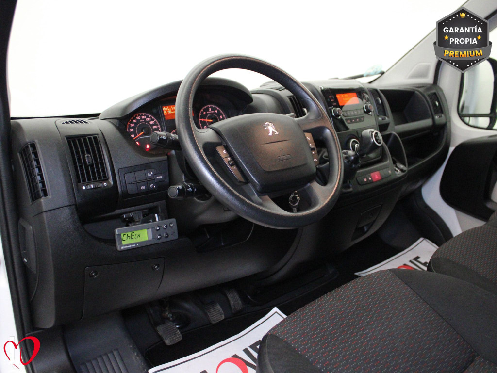 PEUGEOT BOXER BlueHDI L2H2 333 ISOTERMO + EQUIPO FRIO 110 de segunda mano