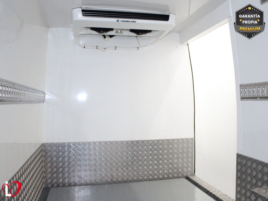 PEUGEOT BOXER BlueHDI L2H2 333 ISOTERMO + EQUIPO FRIO 110 de segunda mano