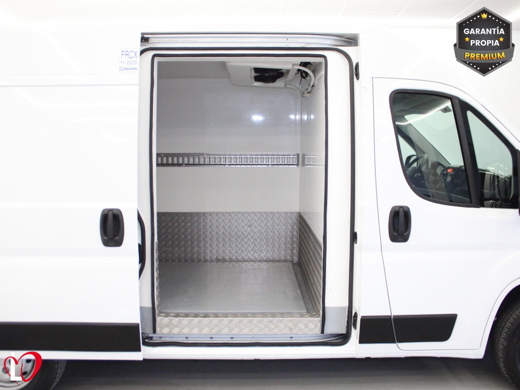 PEUGEOT BOXER BlueHDI L2H2 333 ISOTERMO + EQUIPO FRIO 110 de segunda mano