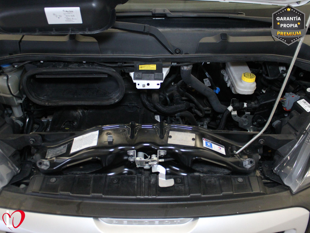 PEUGEOT BOXER BlueHDI L2H2 333 ISOTERMO + EQUIPO FRIO 110 de segunda mano