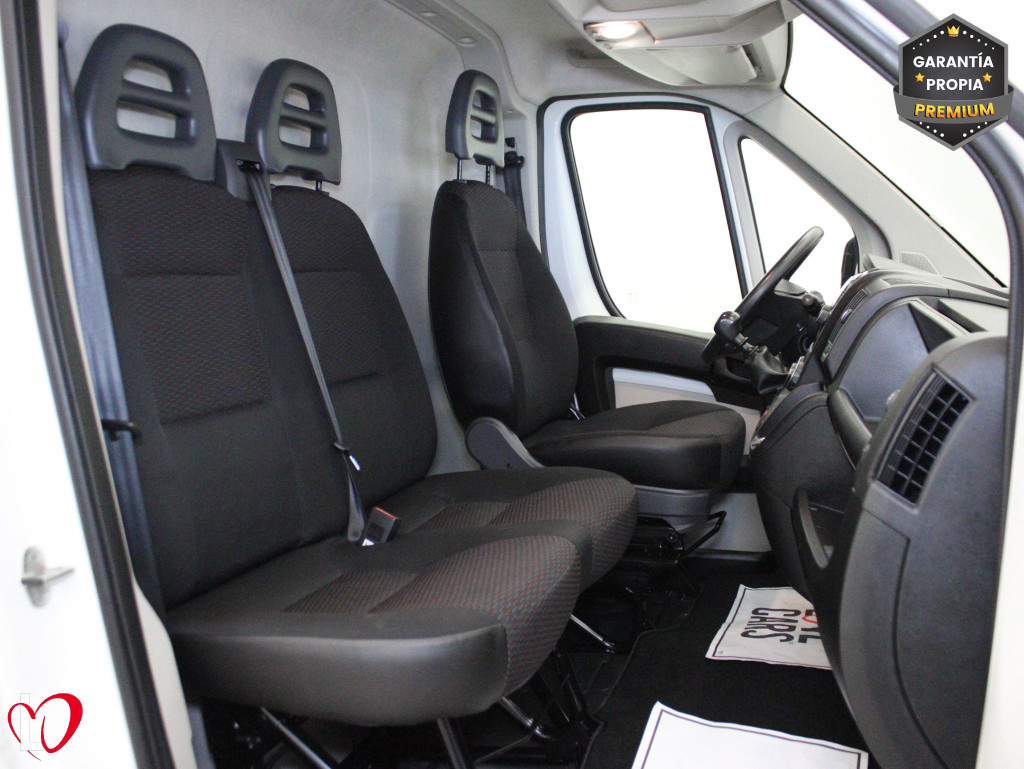 PEUGEOT BOXER BlueHDI L2H2 333 ISOTERMO + EQUIPO FRIO 110 de segunda mano