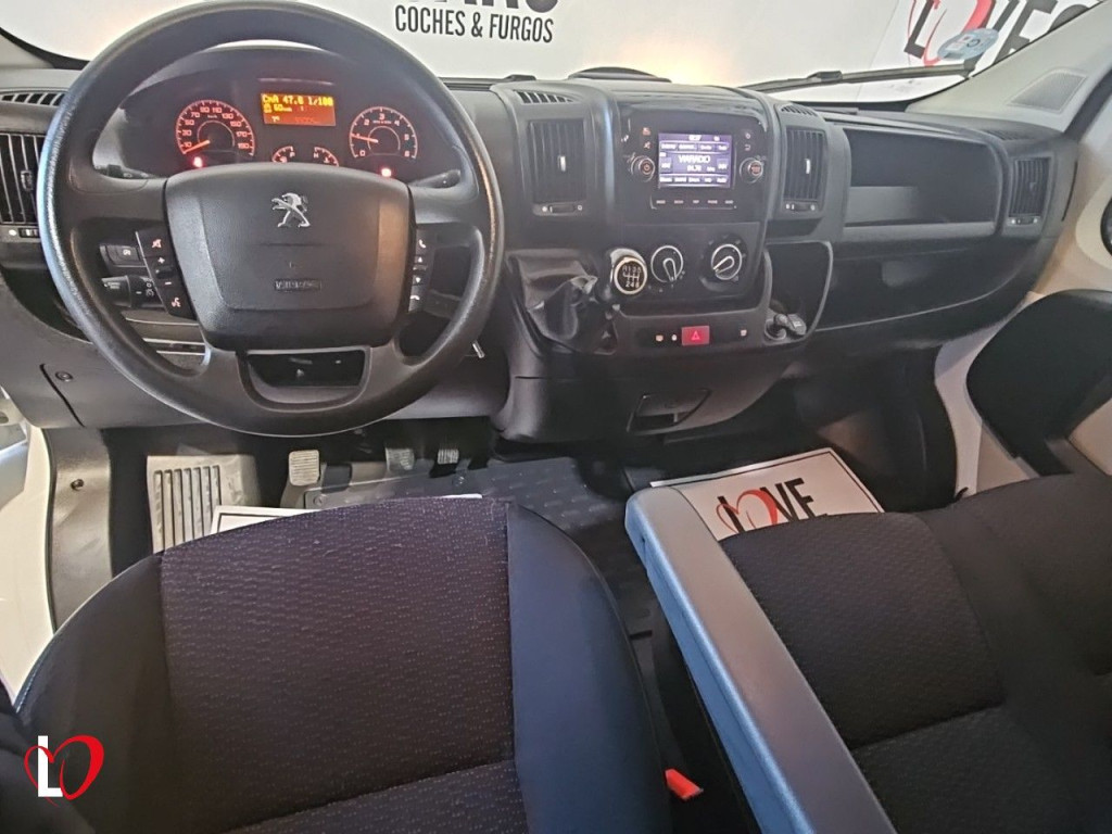 PEUGEOT BOXER BlueHDI S&S FURGÓN CERRADO 33 L2 H2 140 de segunda mano