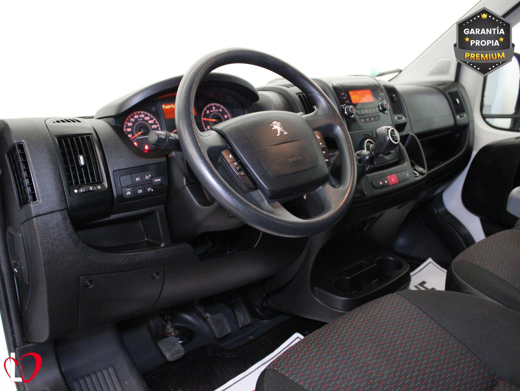 PEUGEOT BOXER CAMIÓN CAJA 33 L2 BlueHDi 140 S&S de segunda mano
