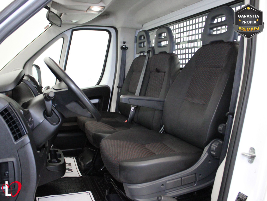 PEUGEOT BOXER CAMIÓN CAJA 33 L2 BlueHDi 140 S&S de segunda mano