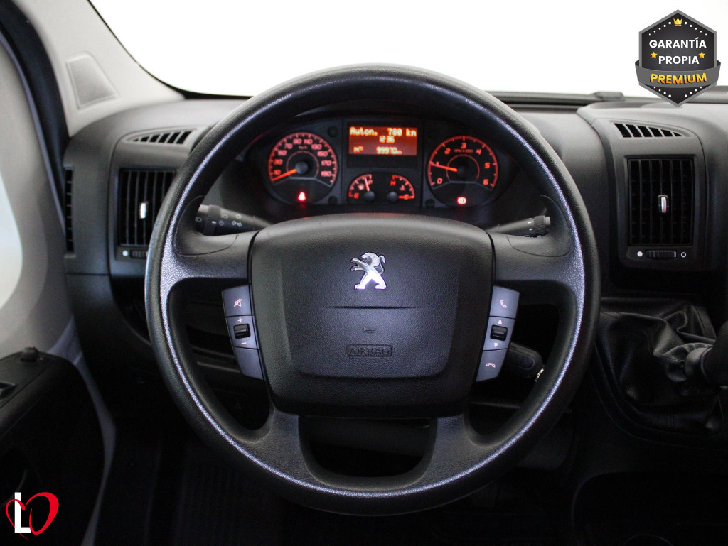 PEUGEOT BOXER CAMIÓN CAJA 33 L2 BlueHDi 140 S&S de segunda mano