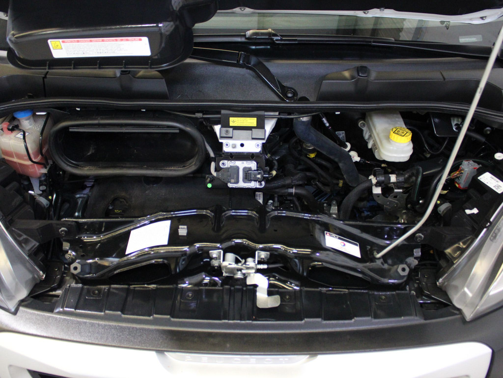 PEUGEOT BOXER FURGÓN 333 L2 H2 BHDI 120 S&S 6 Vel. MAN de segunda mano