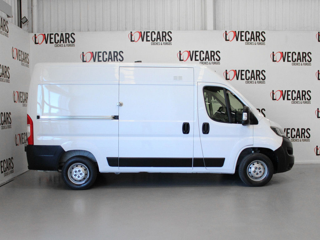 PEUGEOT BOXER FURGÓN 333 L2 H2 BHDI 120 S&S 6 Vel. MAN de segunda mano