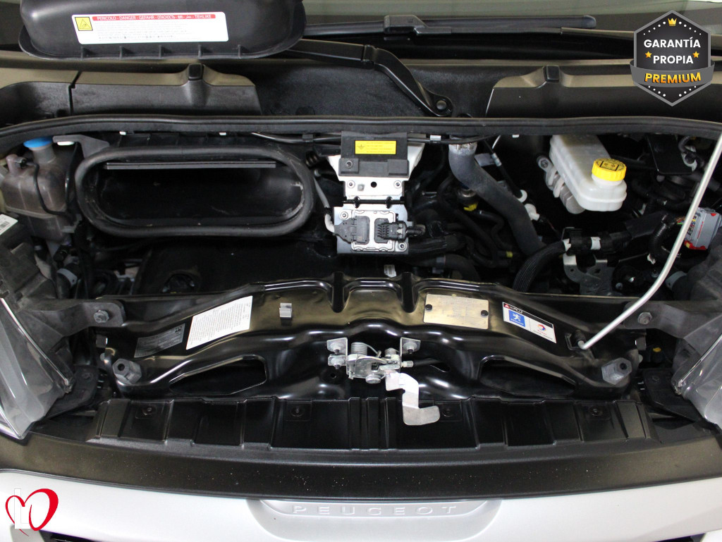 PEUGEOT BOXER FURGÓN 335 L3 H2 BHDI 140 S&S 6 Vel. MAN de segunda mano