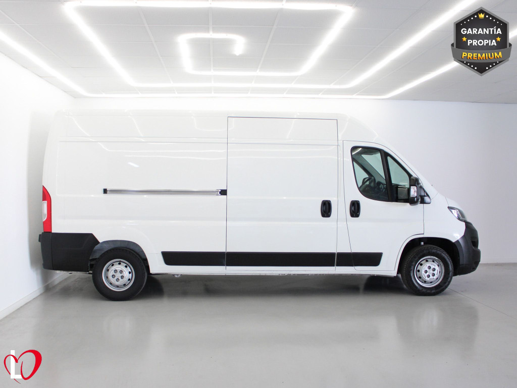 PEUGEOT BOXER FURGÓN 335 L3 H2 BHDI 140 S&S 6 Vel. MAN de segunda mano