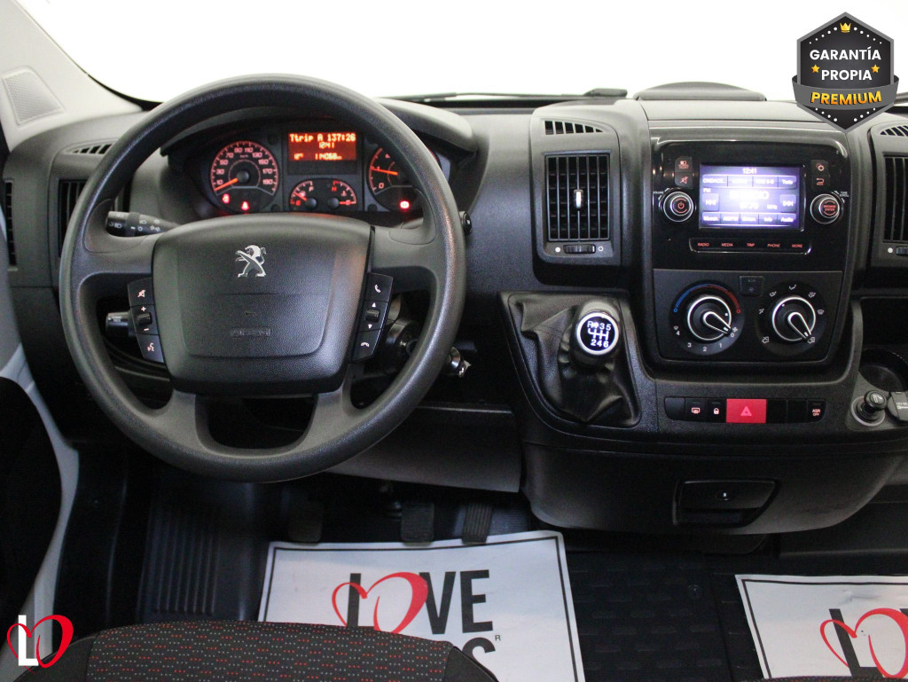 PEUGEOT BOXER FURGÓN 335 L3H2 BlueHDi 140 S&S ISOTERMO de segunda mano