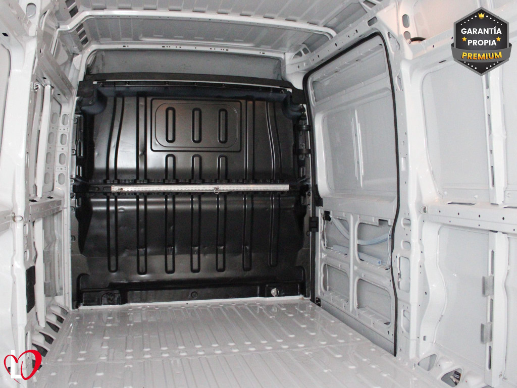 PEUGEOT BOXER FURGÓN 435 L4 H2 BHDI 140 S&S 6 Vel. MAN de segunda mano