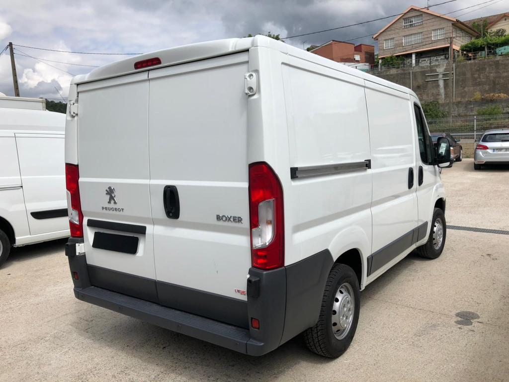 PEUGEOT BOXER FURGÓN CERRADO L1H1 HDI 130CV de segunda mano