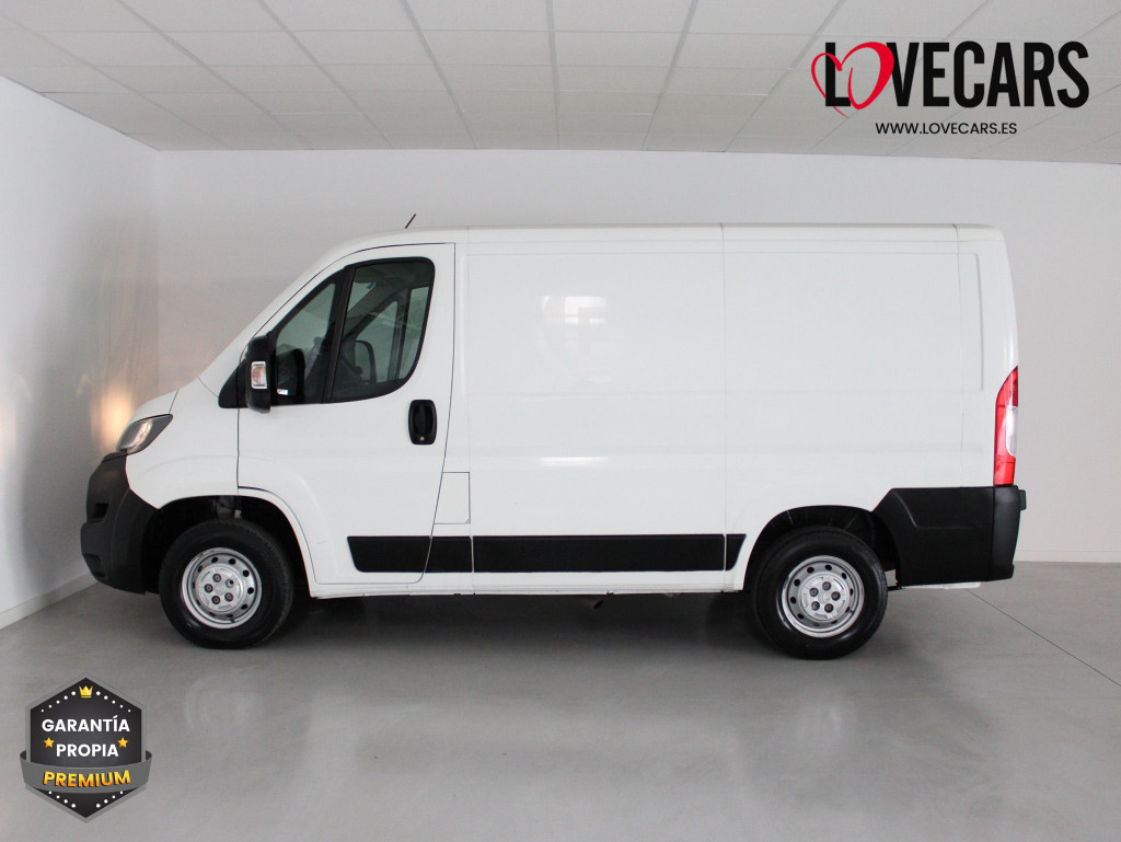 PEUGEOT BOXER FURGÓN PACK 330 L1 H1 BHDI 140 S&S 6 Vel. MAN de segunda mano
