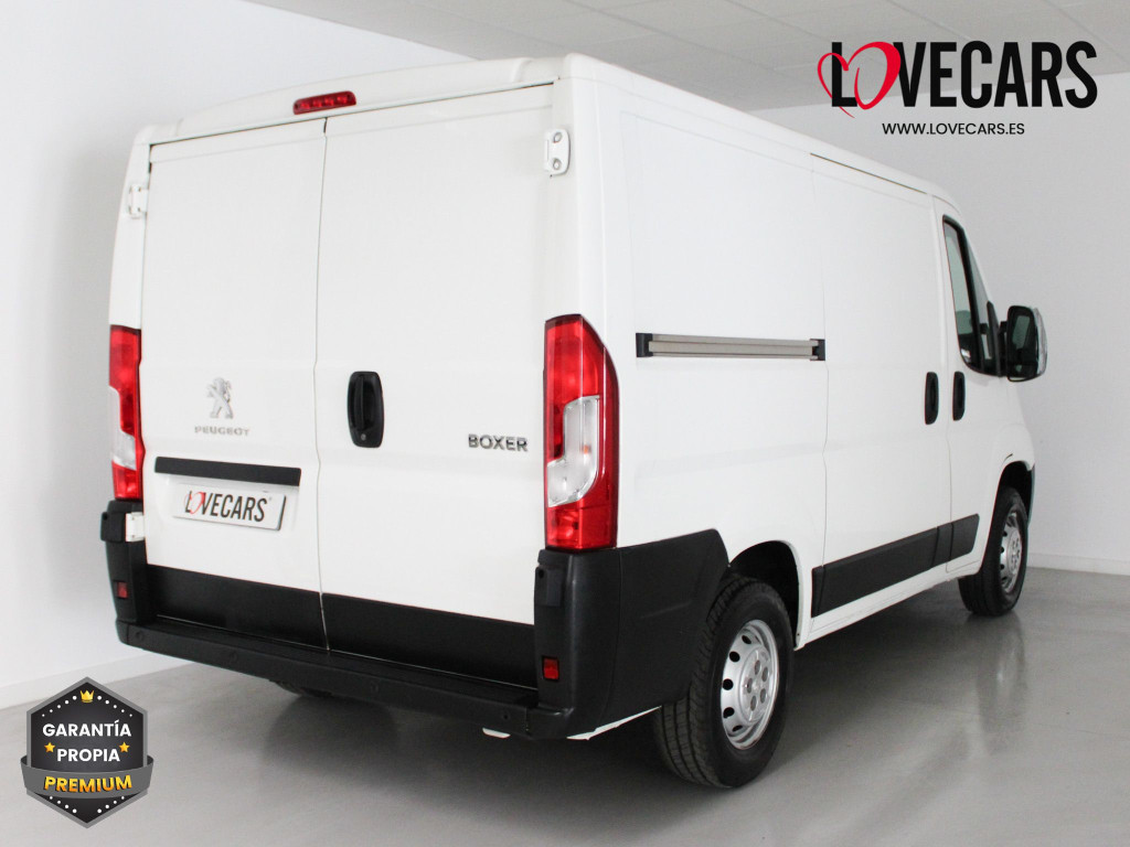 PEUGEOT BOXER FURGÓN PACK 330 L1 H1 BHDI 140 S&S 6 Vel. MAN de segunda mano