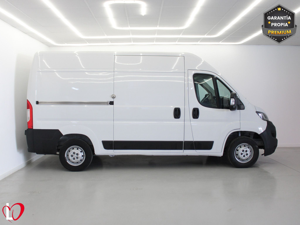 PEUGEOT BOXER FURGÓN PACK 335 L2 H2 BHDI 140 S&S 6 Vel. MAN de segunda mano