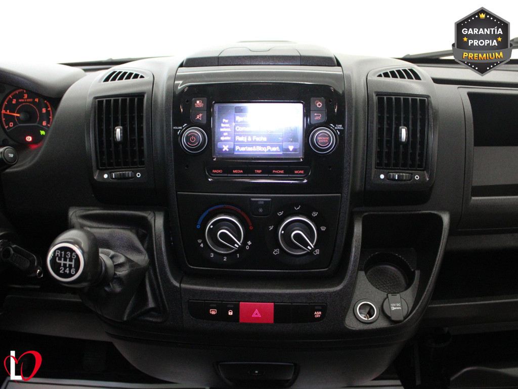 PEUGEOT BOXER FURGÓN PACK 335 L2 H2 BHDI 140 S&S 6 Vel. MAN de segunda mano