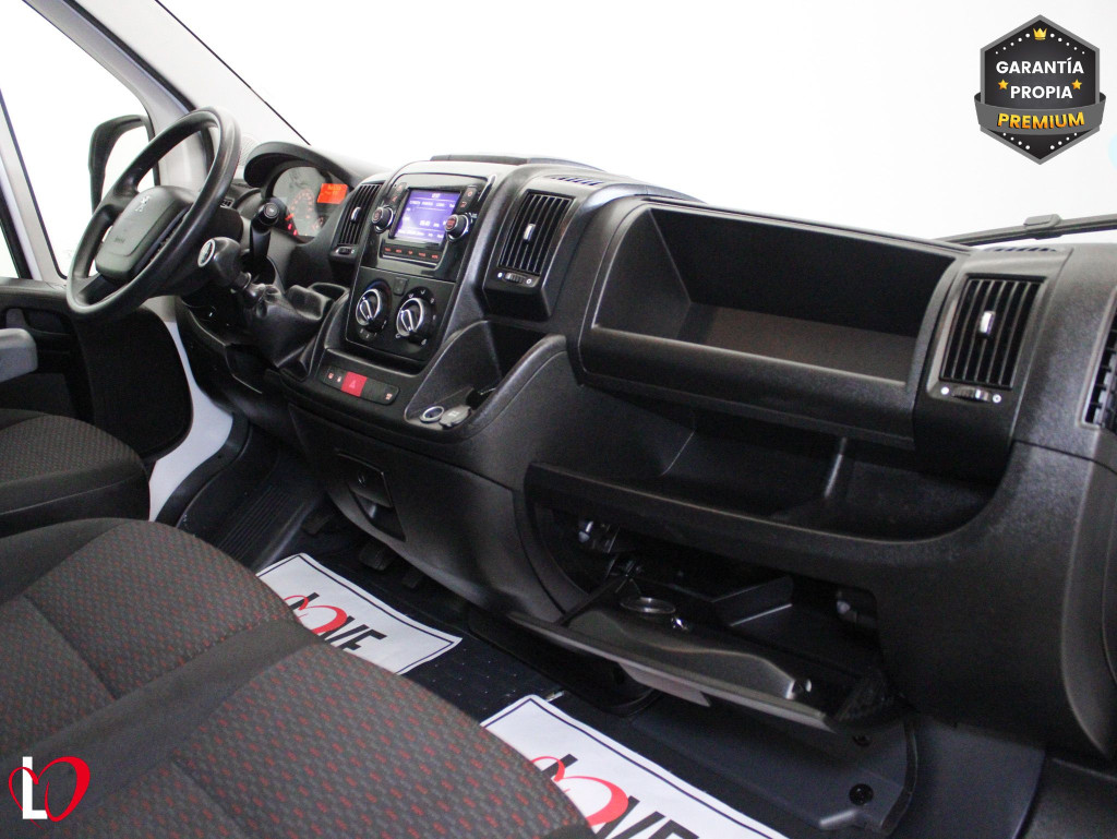 PEUGEOT BOXER FURGÓN PACK 335 L2 H2 BHDI 140 S&S 6 Vel. MAN de segunda mano