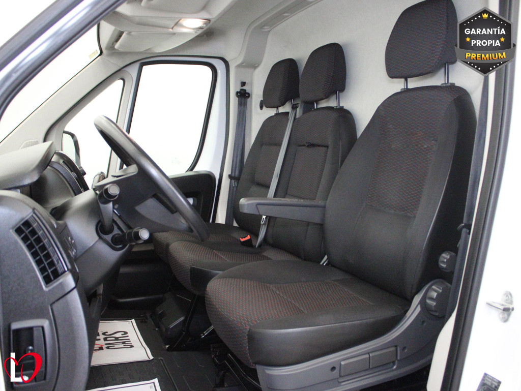PEUGEOT BOXER FURGÓN PACK 335 L2 H2 BHDI 140 S&S 6 Vel. MAN de segunda mano