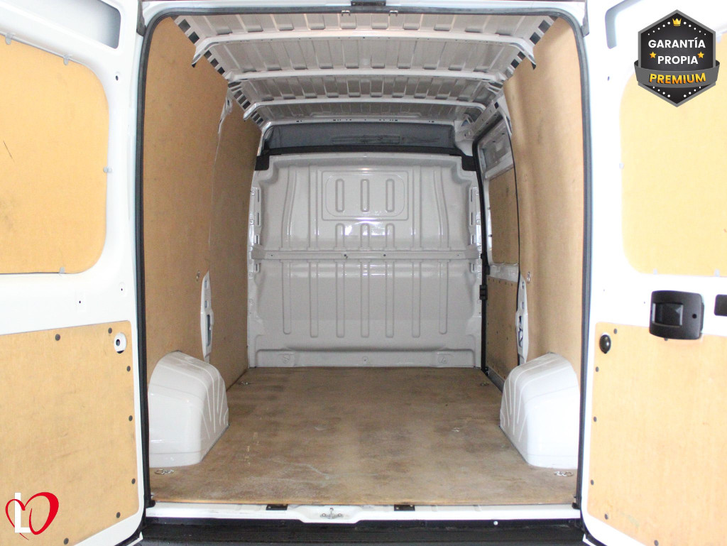 PEUGEOT BOXER FURGÓN PACK 335 L2 H2 BHDI 140 S&S 6 Vel. MAN de segunda mano