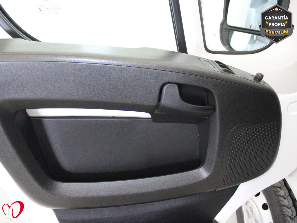 PEUGEOT BOXER FURGÓN PACK 335 L2 H2 BHDI 140 S&S 6 Vel. MAN de segunda mano