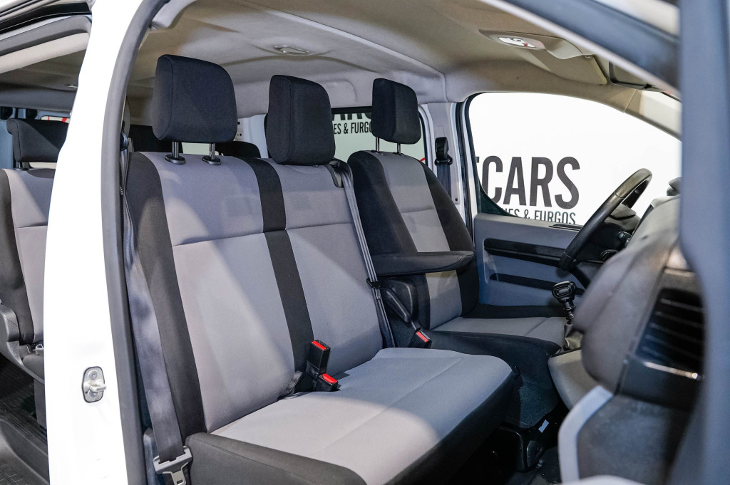 PEUGEOT EXPERT 1.6 BlueHDI S&S COMBI 6 PLAZAS STANDARD 115 de segunda mano