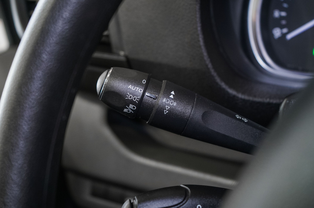 PEUGEOT EXPERT 2.0 BLUEHDI FURGON TALLA M 120 de segunda mano