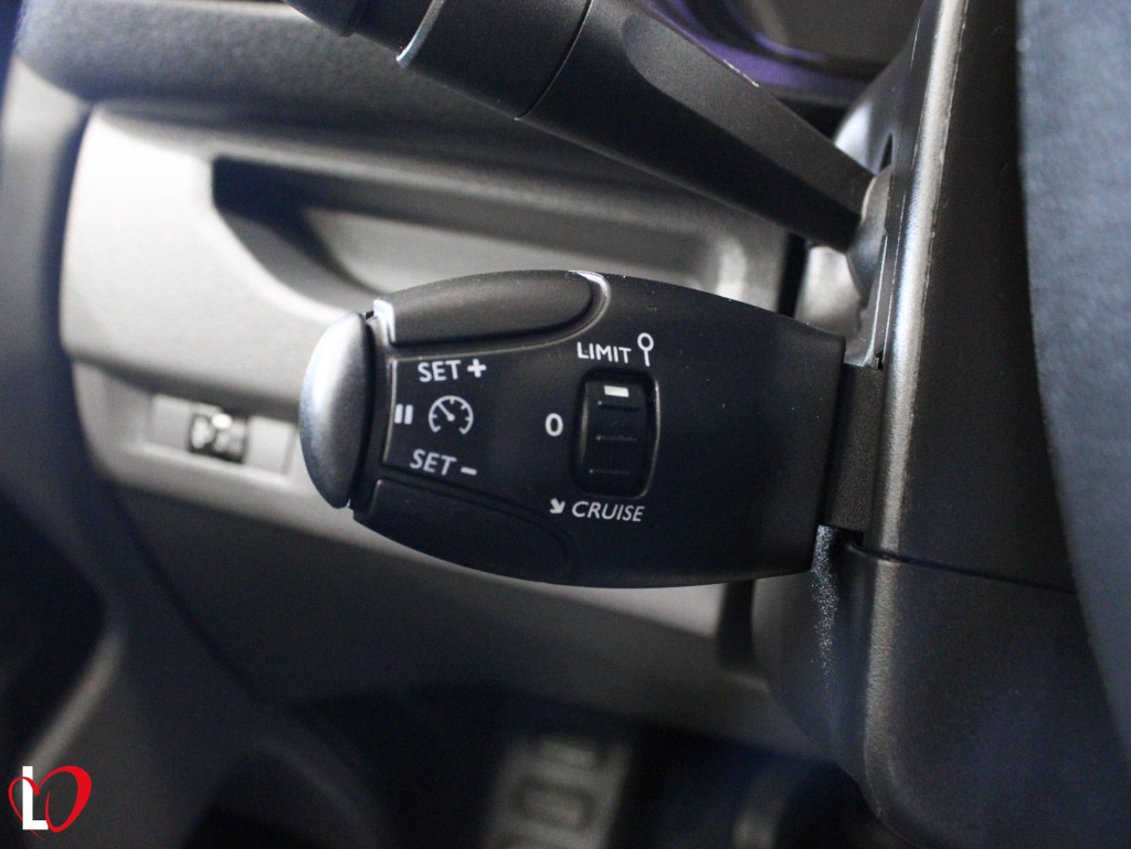 PEUGEOT EXPERT BlueHDI FURGÓN TALLER STANDARD 6 VEL 120 de segunda mano