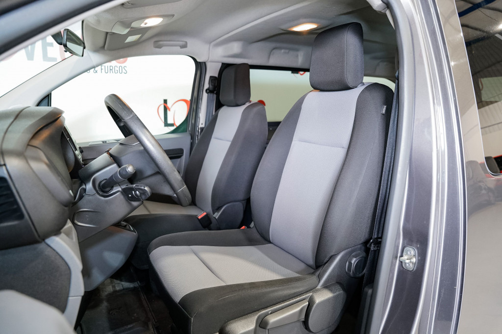 PEUGEOT EXPERT BlueHDI S&S COMBI 5 PLAZAS STANDARD 6 VEL 120 de segunda mano