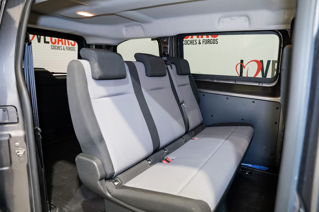 PEUGEOT EXPERT BlueHDI S&S COMBI 5 PLAZAS STANDARD 6 VEL 120 de segunda mano