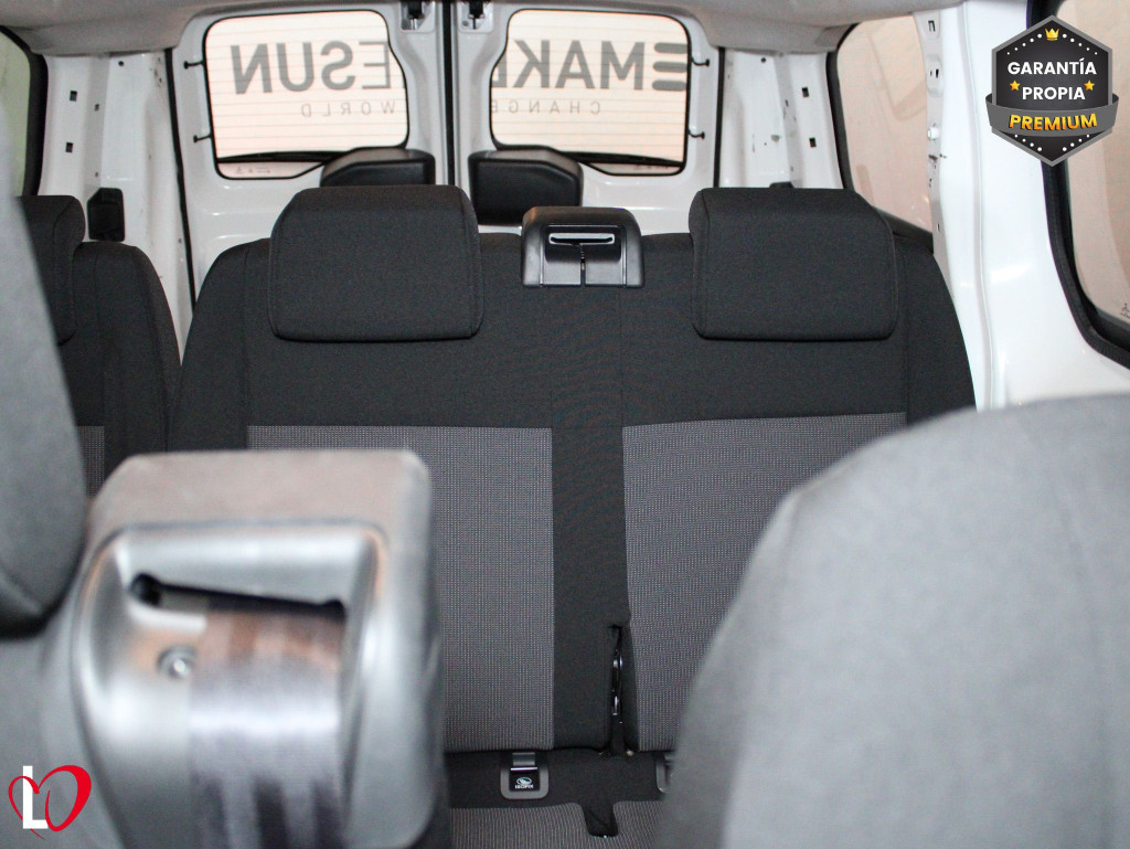 PEUGEOT EXPERT COMBI BlueHDi 120 S&S 6 Vel. MAN Standard de segunda mano