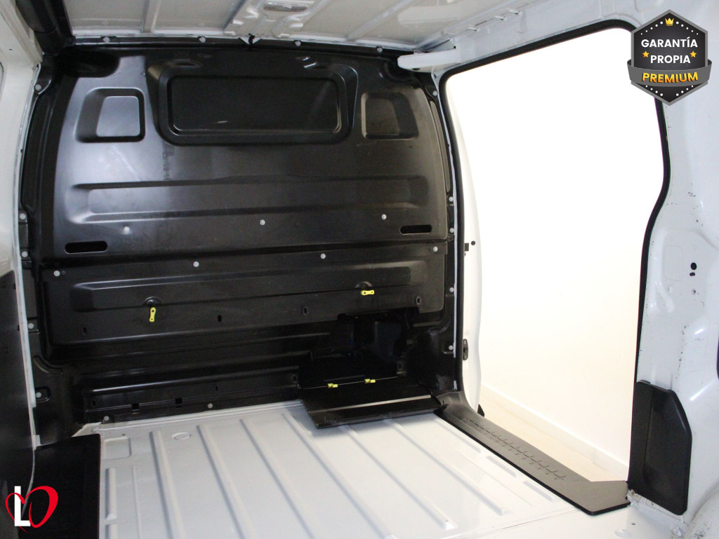 PEUGEOT EXPERT FURGÓN Premium BlueHDi 120 MAN S&S 6 Vel. de segunda mano