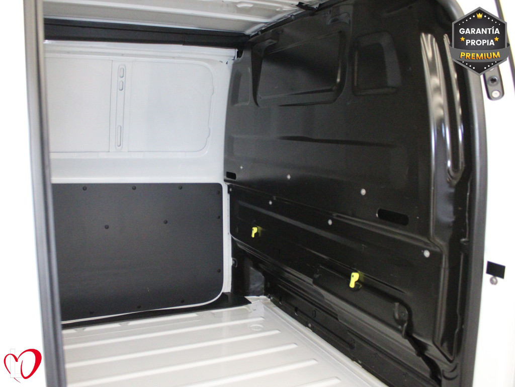 PEUGEOT EXPERT FURGÓN Premium BlueHDi 120 MAN S&S 6 Vel. de segunda mano
