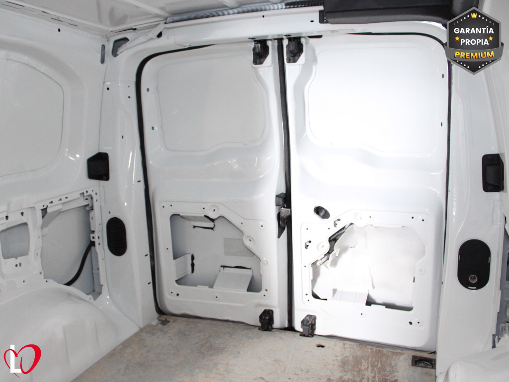 PEUGEOT EXPERT FURGÓN Pro BlueHDi 120 MAN S&S 6 Vel. Standard de segunda mano