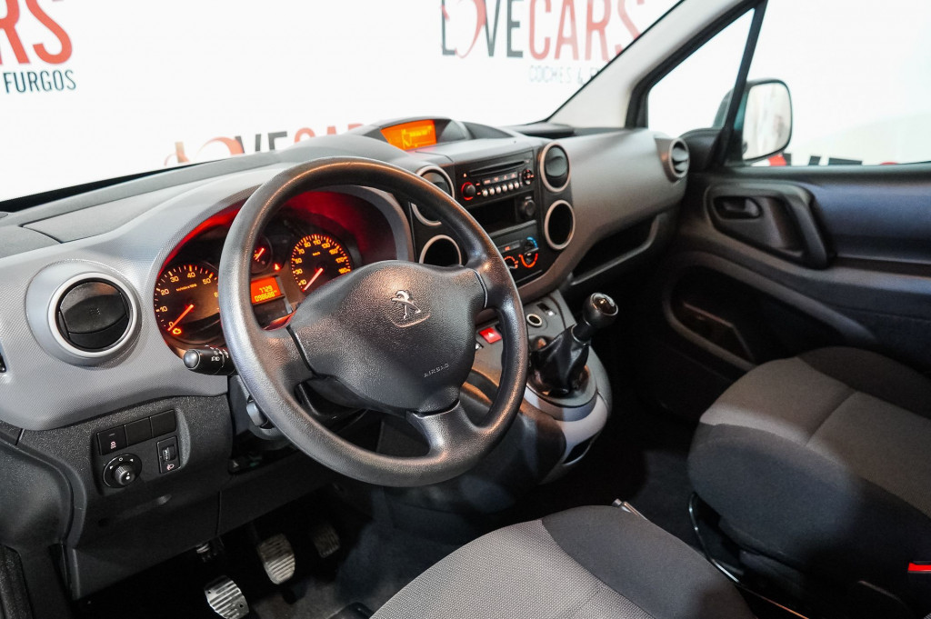 PEUGEOT PARTNER 1.6 BlueHDI FURGÓN CERRADO 100 de segunda mano