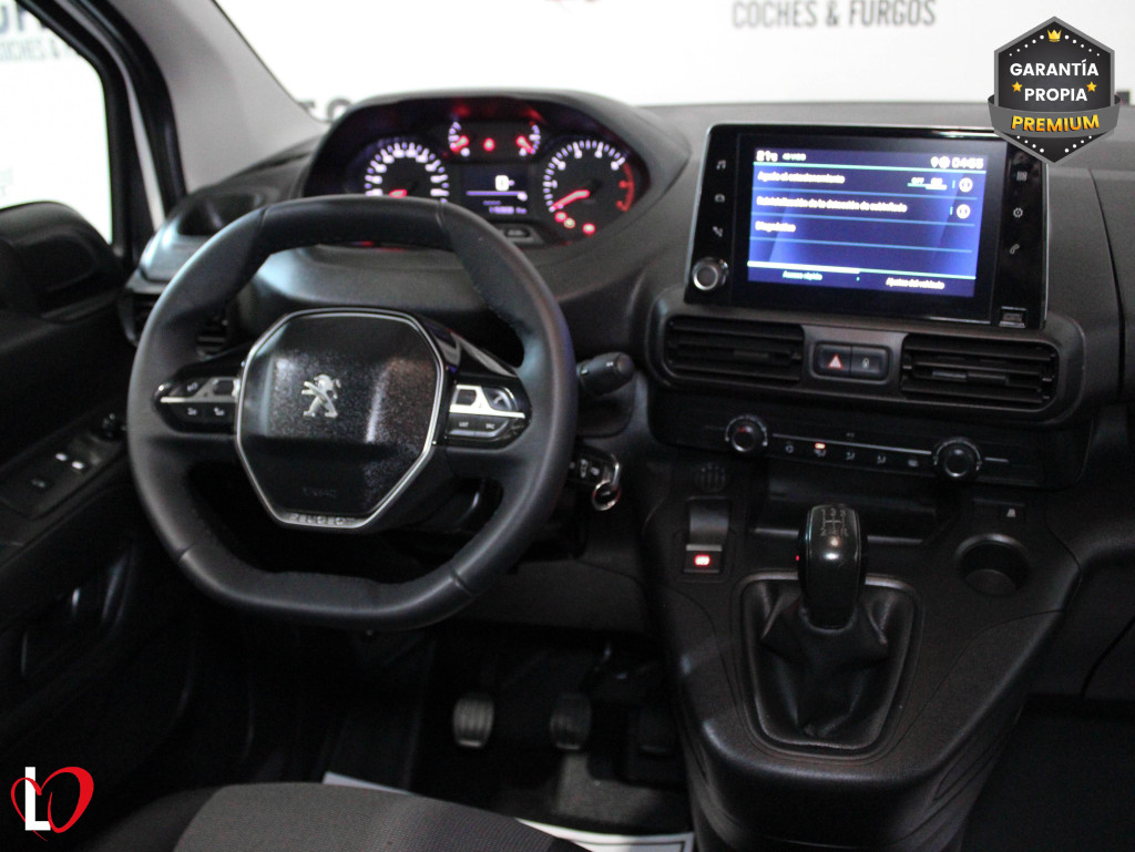 PEUGEOT PARTNER BlueHDI 3 PLAZAS FURGÓN CERRADO L2 100 de segunda mano